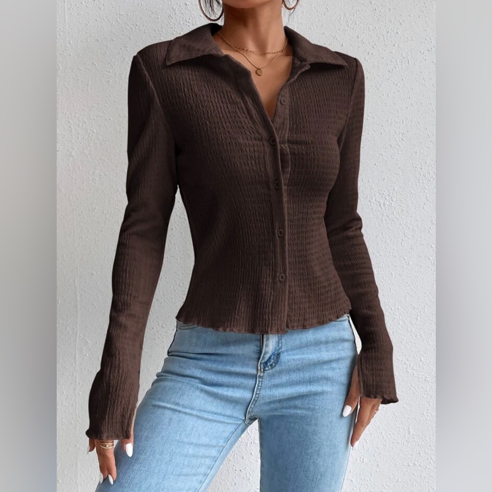 Textured Single Breasted Split Cuff Tee